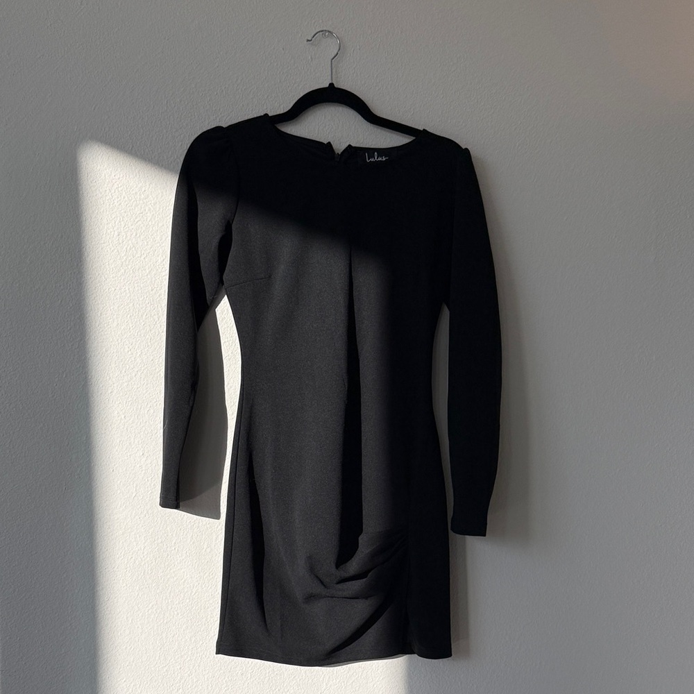 Lulu's Classic Black Long Sleeve Dress